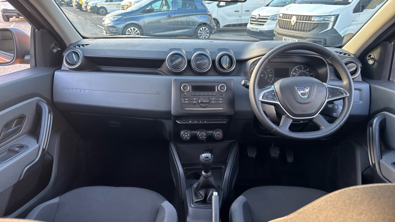 Dacia Duster 1.6 SCe Essential 5dr Petrol Estate